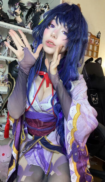 Full leaked Ashisbees page private photo