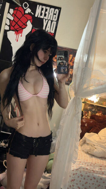 Full leaked Ashisbees page private photo