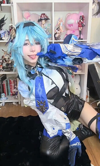 Full leaked Ashisbees page private photo