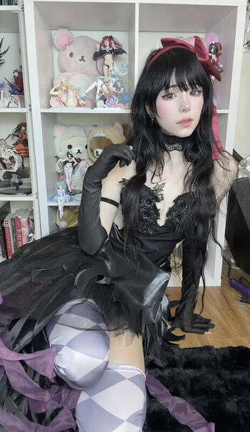 Full leaked Ashisbees page private photo