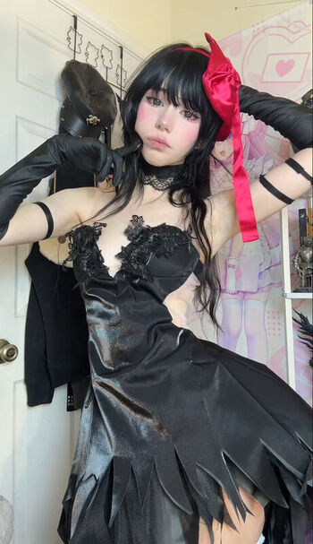 Full leaked Ashisbees page private photo