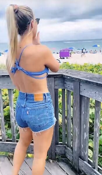 Full leaked Ashley cooke private onlyfans photo