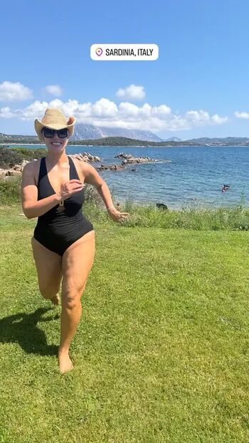 Full leaked Ashley graham private photo