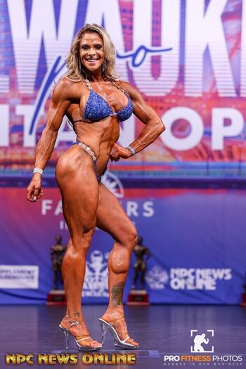 Full leaked Ashley hromyak private photo