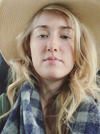 Full leaked Ashley johnson page private photo
