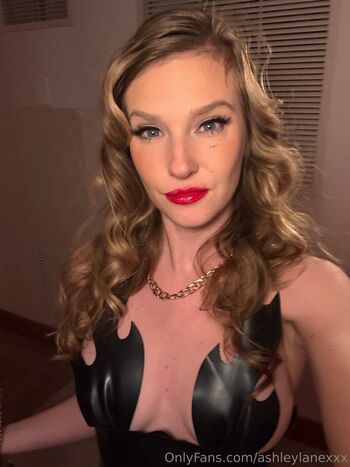 Full leaked Ashley lane private photo