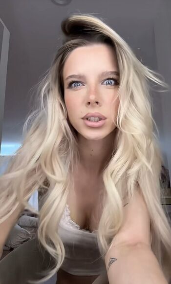 Full leaked Ashley matheson smashedely  page private onlyfans photo