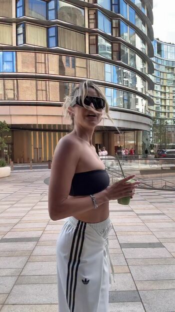 Full leaked Ashley roberts private photo