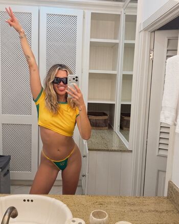 Full leaked Ashley roberts page private photo