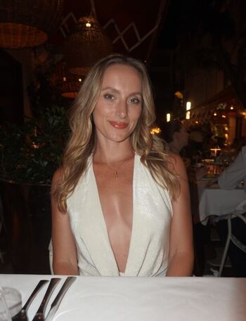Full leaked Ashley stroehlein private photo