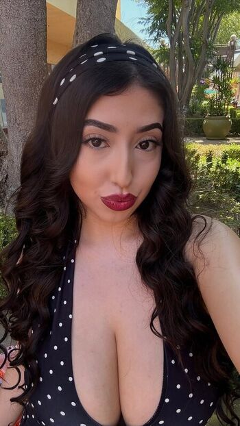 Full leaked Ashleyarambulaa private photo