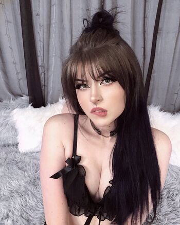 Full leaked Ashleybanks private photo