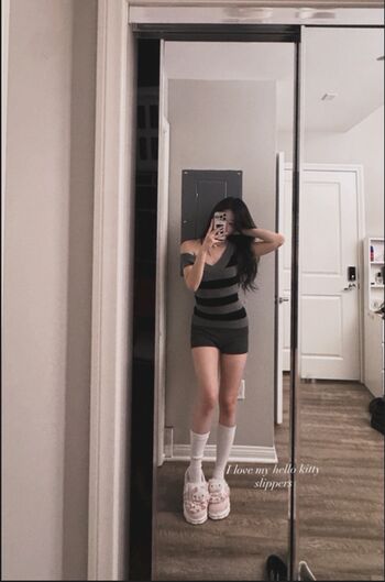 Full leaked Ashleychaee private photo