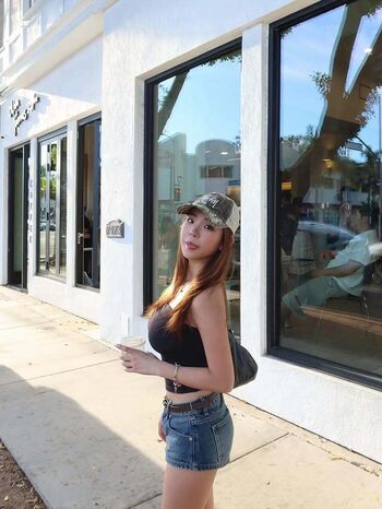 Full leaked Ashleyhung private photo