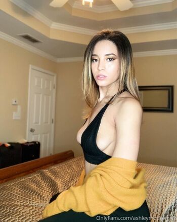 Full leaked Ashleymodelchick  page private photo