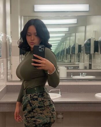 Full leaked Ashleypalos private onlyfans photo