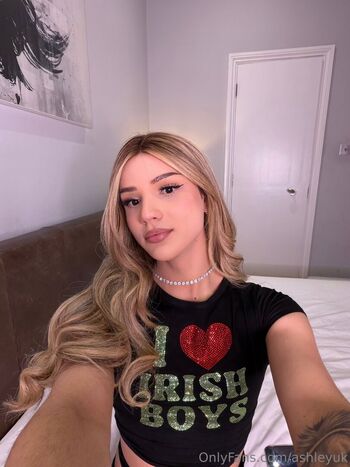 Full leaked Ashleyuk private photo