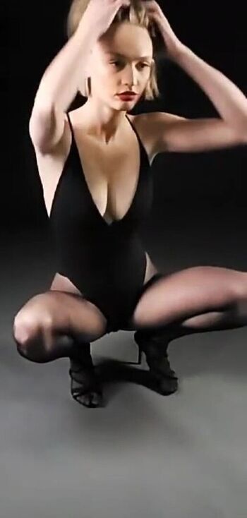 Full leaked Ashleyyy private onlyfans photo