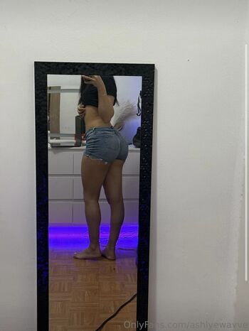 Full leaked Ashlyewavve private photo