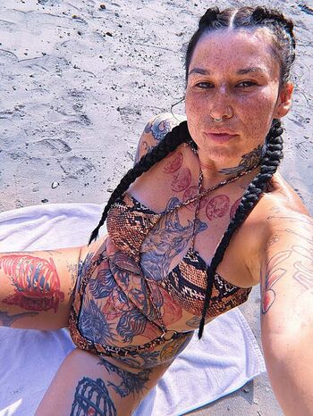 Full leaked Ashlynnsasha private onlyfans photo