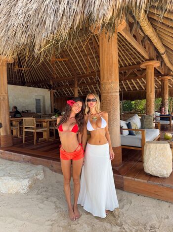 Full leaked Ashton wood private onlyfans photo