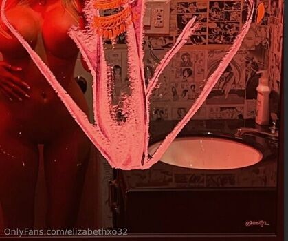 Full leaked Ashtonhughesxo private onlyfans photo