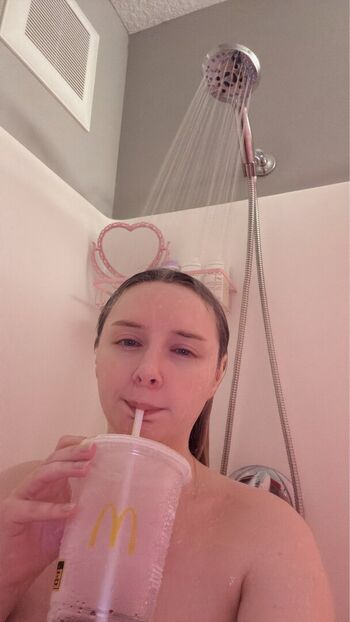 Full leaked Ashtronova private photo