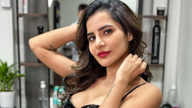 Full leaked Ashu reddy private photo