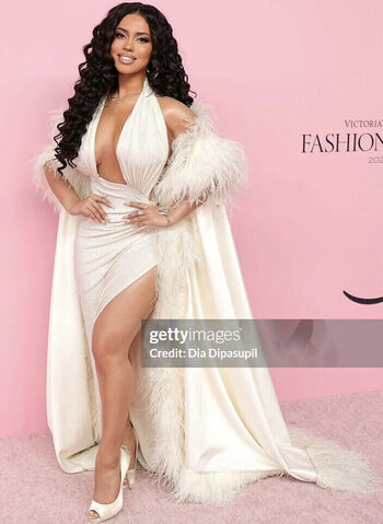 Full leaked Asia monet ray private photo