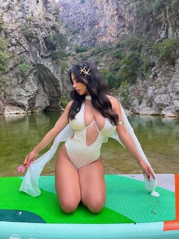 Full leaked Aslihel private photo