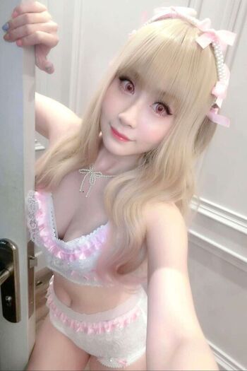 Full leaked Asmr mako page private photo