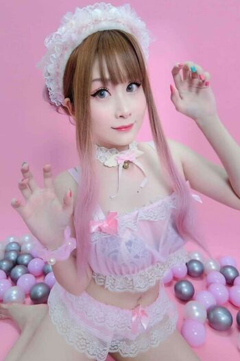 Full leaked Asmr mako page private photo