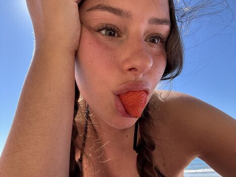 Full leaked Asunah private onlyfans photo