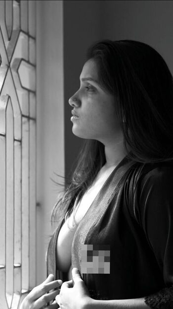 Full leaked Aswany ys private onlyfans photo