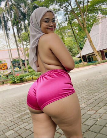 Asyura Nazli