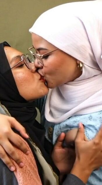 Full leaked Asyura nazli private onlyfans photo