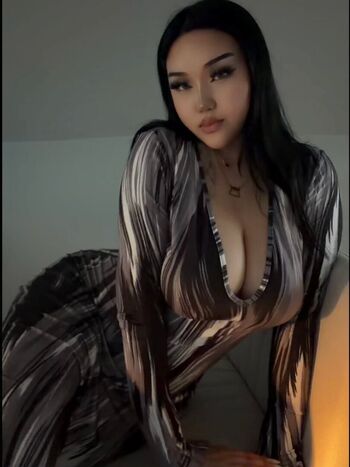 Full leaked At isabellacyh private onlyfans photo