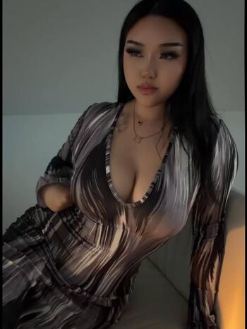 Full leaked At isabellacyh private onlyfans photo