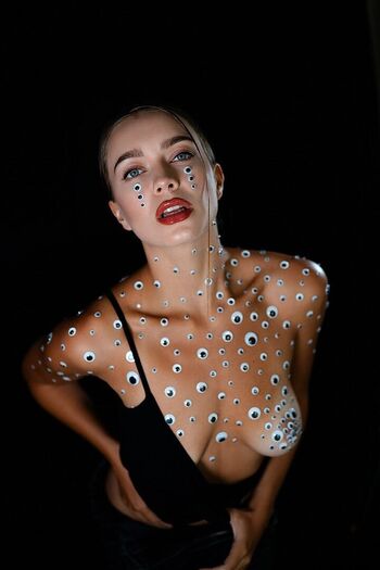 Full leaked Atanasova lera private onlyfans photo