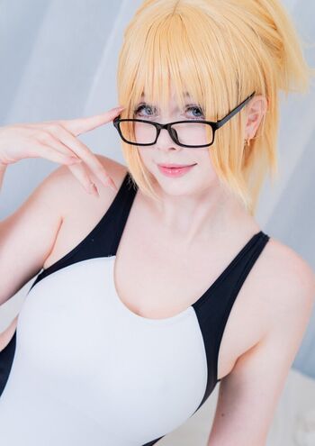 Full leaked Atelieroro page private photo