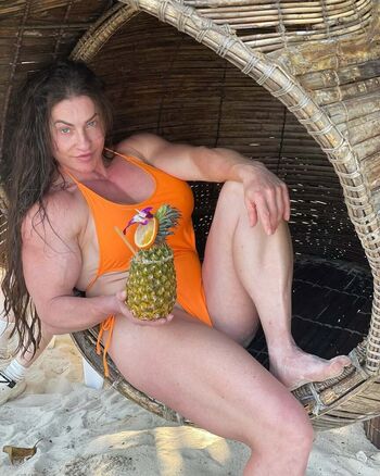 Full leaked Athenemusclegoddess private photo