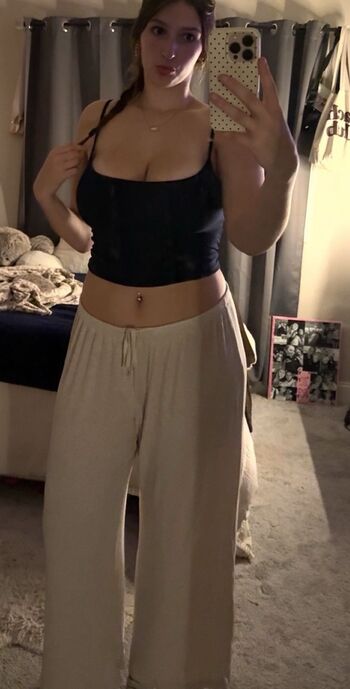 Full leaked Aubrey jane private photo