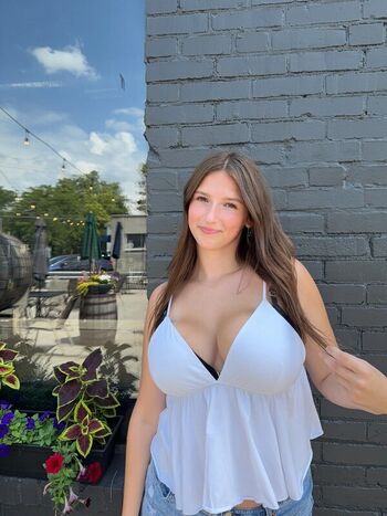 Full leaked Aubrey jane private photo