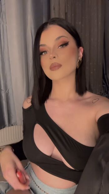 Full leaked Aude houdart private photo