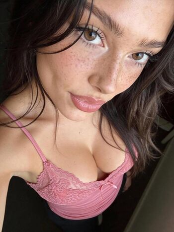 Full leaked Audrey avery page private onlyfans photo