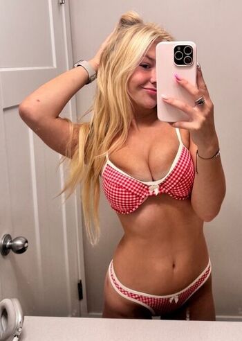 Full leaked Audrey wright private onlyfans photo