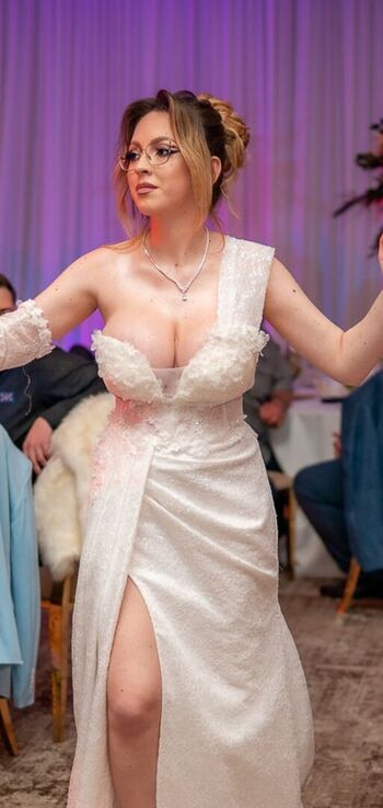 Full leaked Audreytrullinger private photo