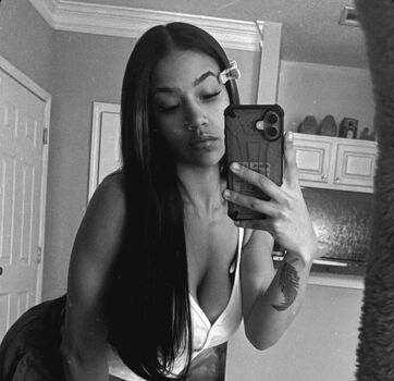 Full leaked Auhnamarie private onlyfans photo