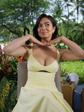 Full leaked Auli i cravalho private photo