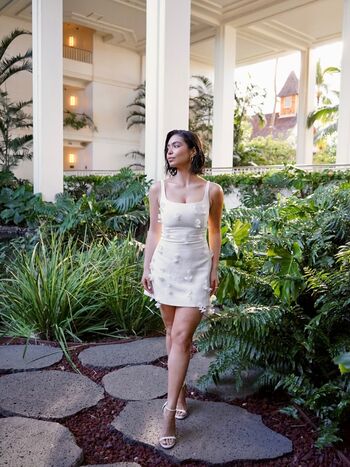 Full leaked Auli i cravalho private photo